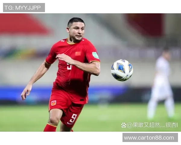 足球明星怒火中烧瞬间揭示职业生涯背后的压力与挑战