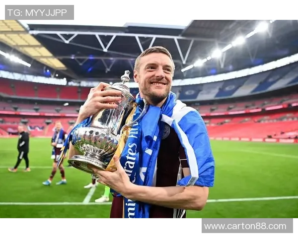 足球明星佛兰的传奇生涯与成就揭秘以及对足球的影响分析 足球明星佛兰的传奇生涯与成就揭秘以及对足球的影响分析